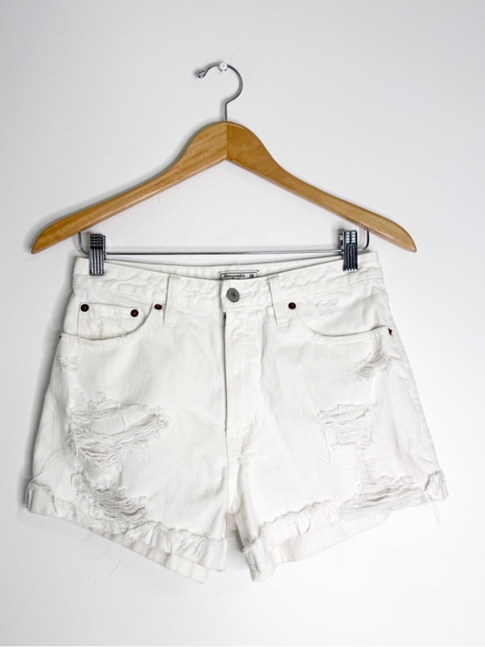 Abercrombie Annie High Rise White Distressed Denim Shorts 26